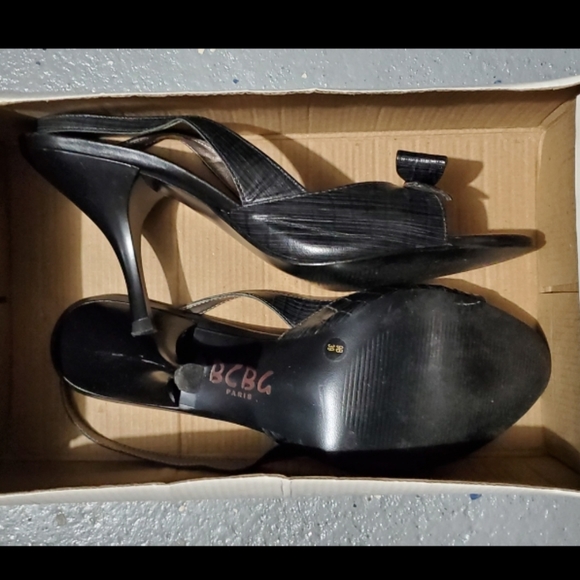 BCBG Croc Slingback Heels - Picture 3 of 6